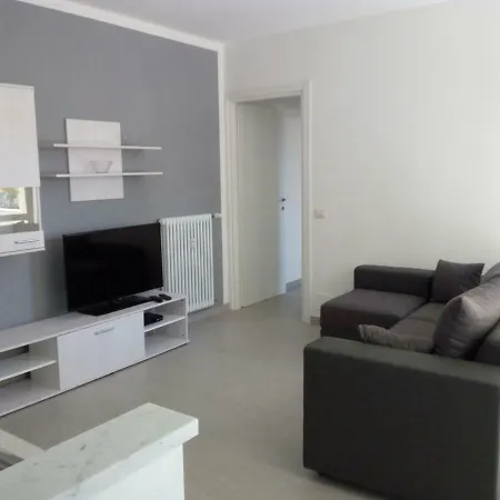 Fiore Apartment *