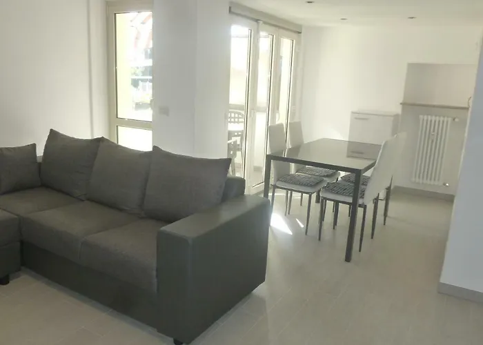 Fiore شقة كانيرو ريفييرا